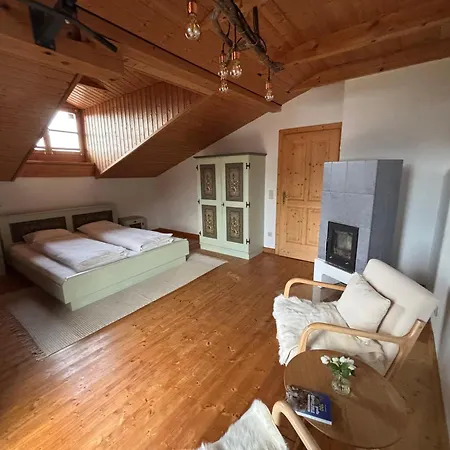 Hoerndlhof Apartment *